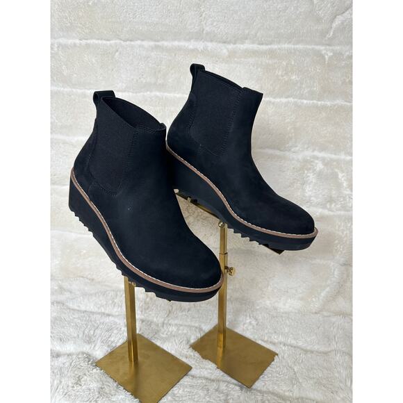 Eileen Fisher 5.5 Luv Wedge Ankle Bootie Chelsea comfort Luxury - Picture 1 of 5